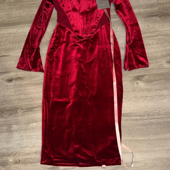 House of CB Solaine Wine Velvet Corset Dress - Picture 11 of 16